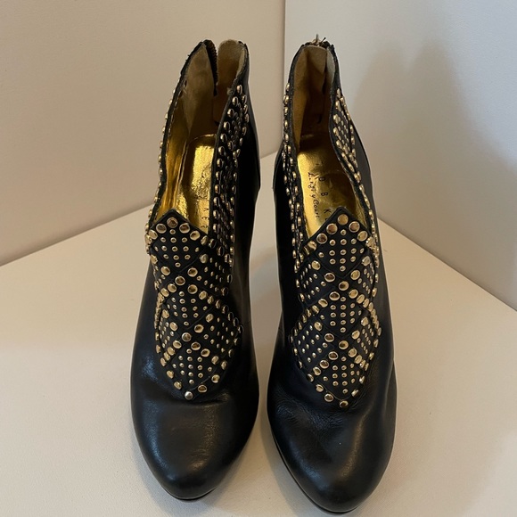 Ted Baker London Langley Court Gold studded Leather booties - Picture 2 of 8